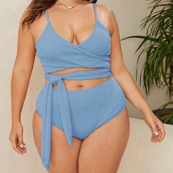 SHEIN Other - Bikini Top- Plus